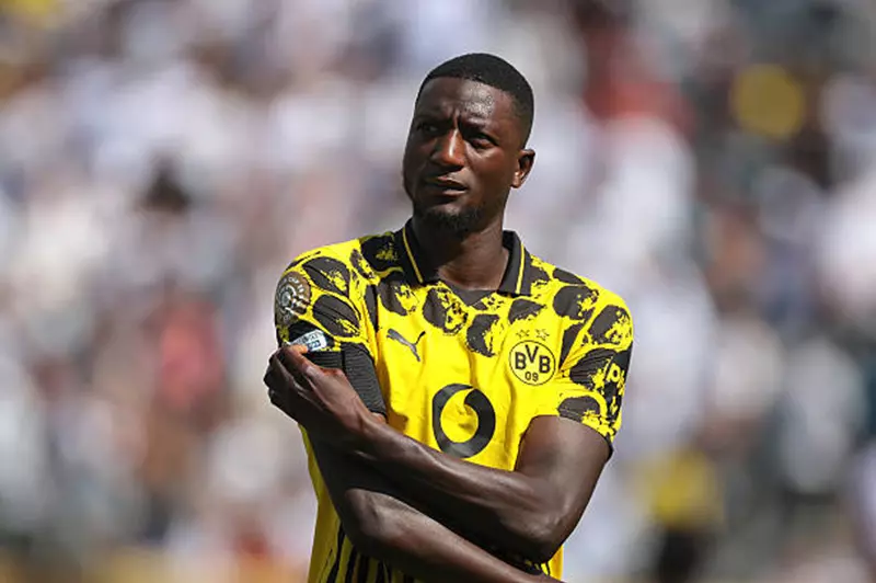 سيرهو جيراسي مهاجم بوروسيا دورتموند